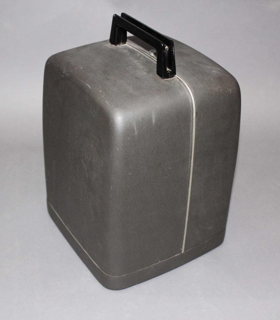 PET-002-02.jpg