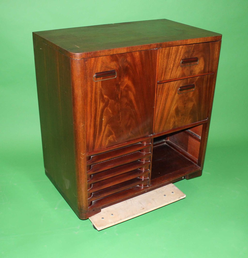 PET-006-04.jpg