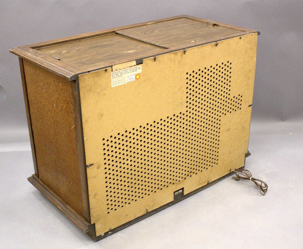 PER-088-02.jpg