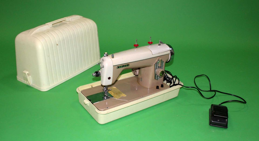PES-004-02.jpg