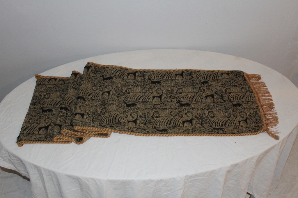 Table Runner