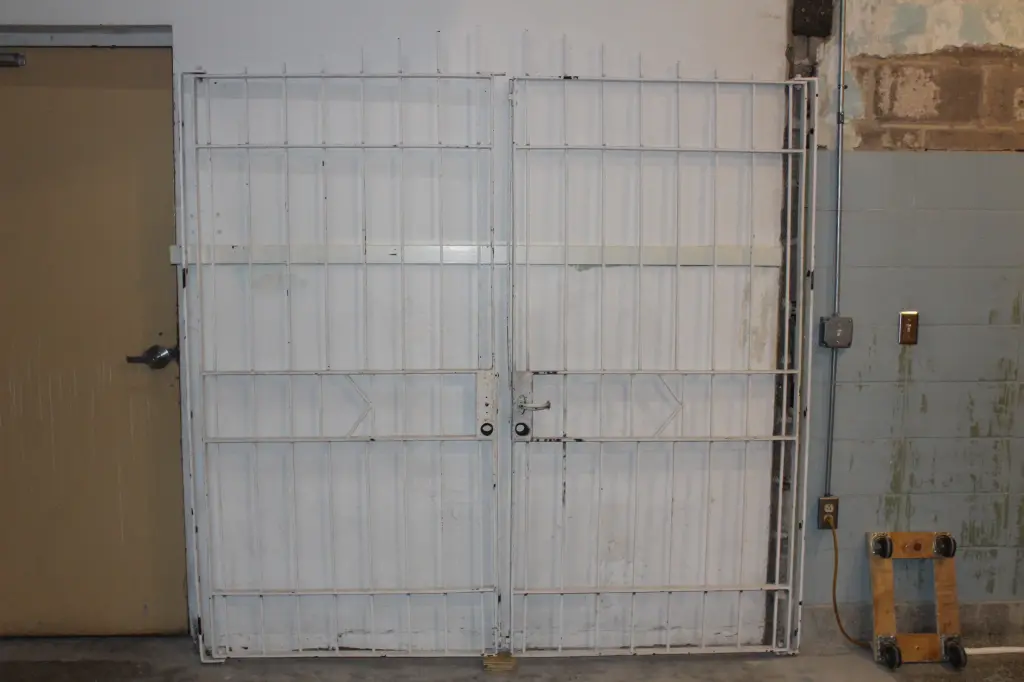 Double Door Steel Gate 