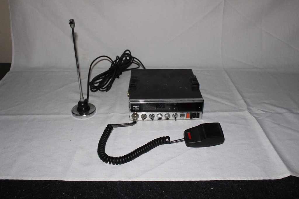 CB Radio & Antenna