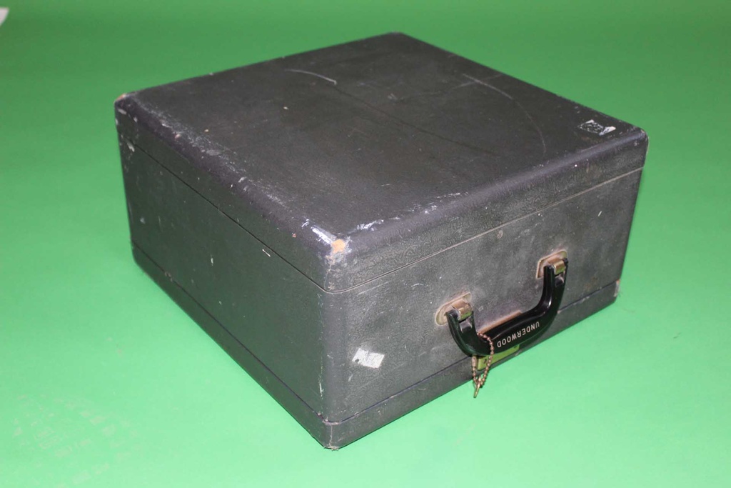 Typerwriter & Case
