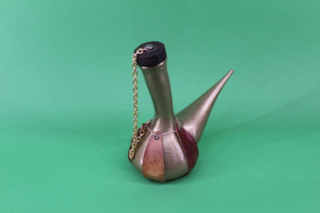 Porron Pitcher