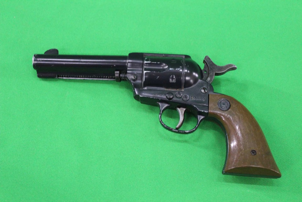 Revolver