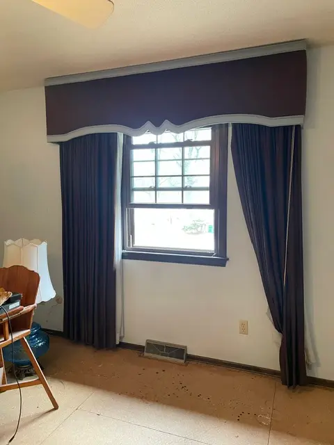 Brown/Blue Valance - 7ft
