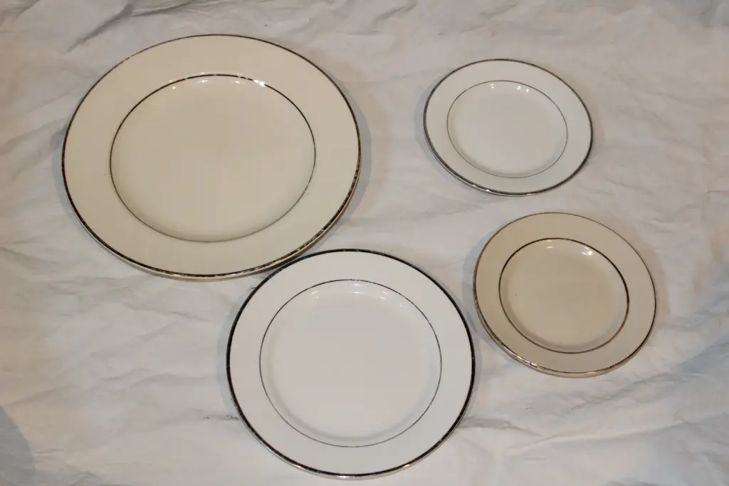 Gold Trim Plates