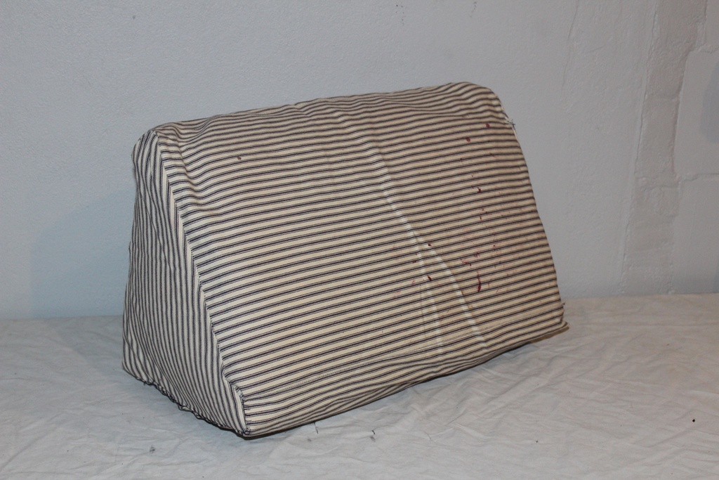 Triangle Bolster