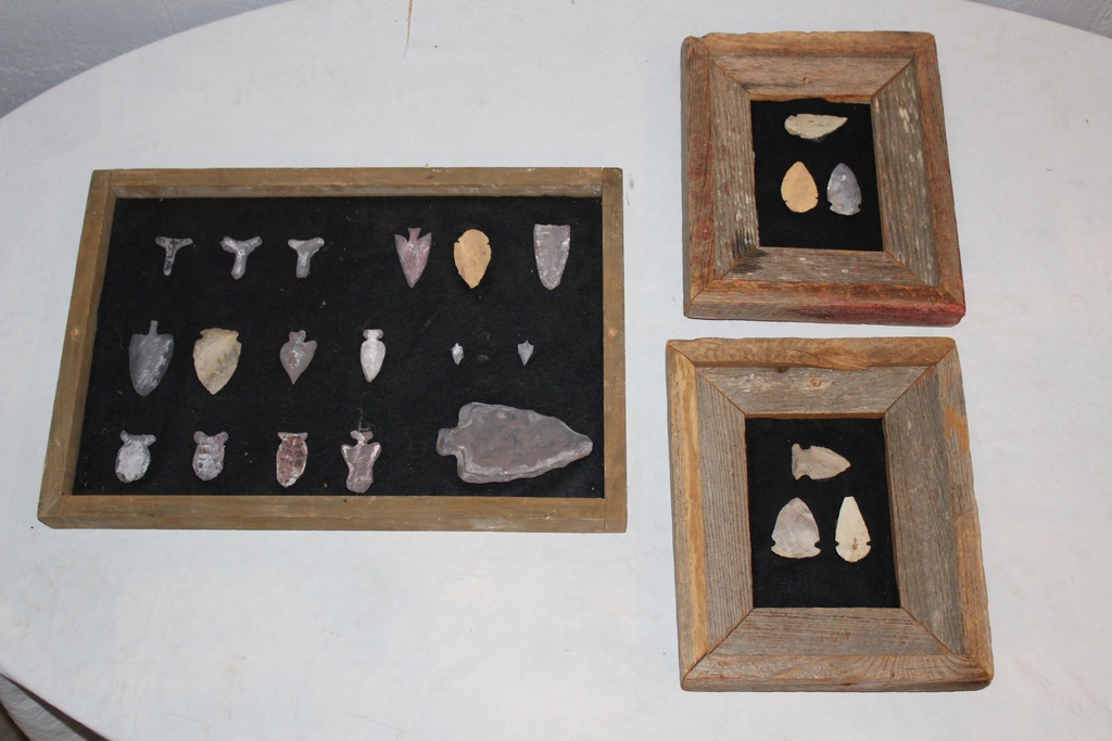 Framed Arrowheads