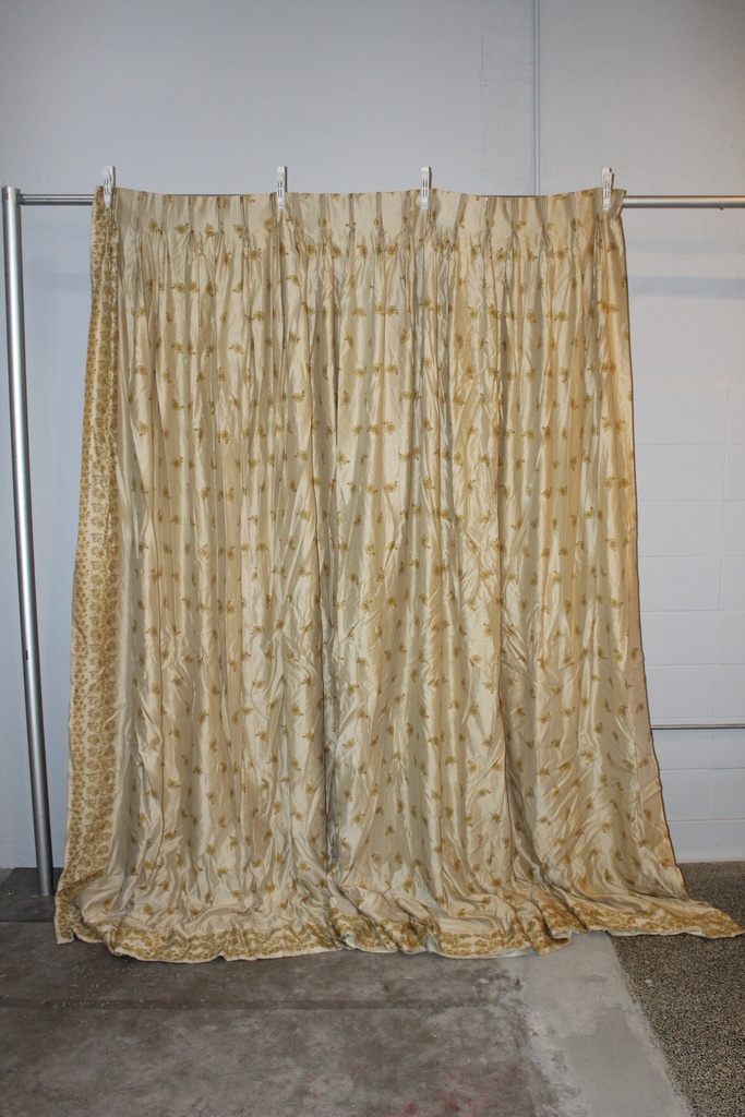 Pleated Curtain