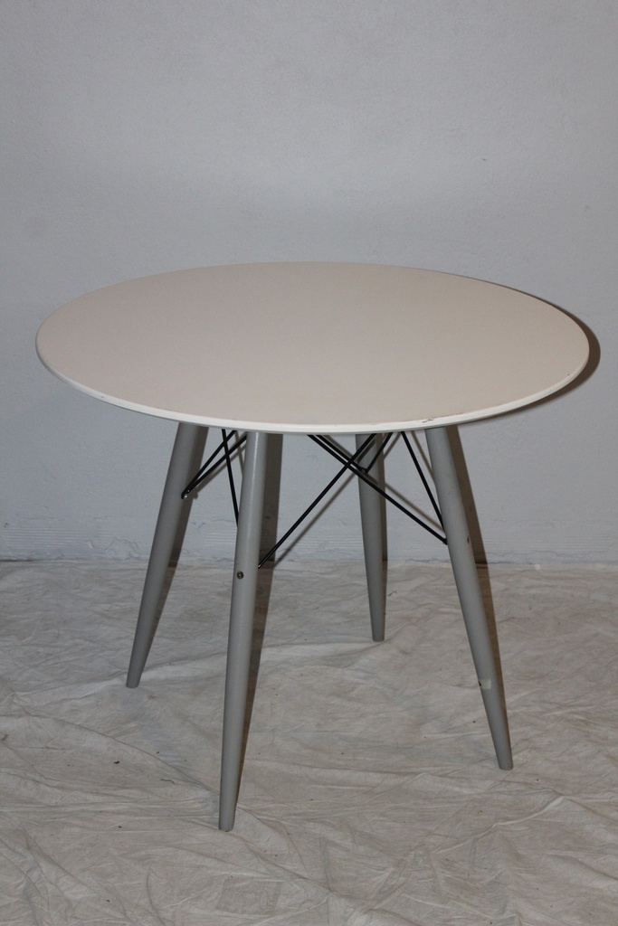 Round Table