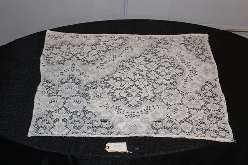 [PBT-002] Table Overlay