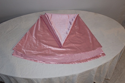 [PBT-027] Tablecloth
