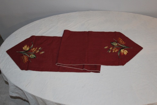 [PBT-047] Table Runner