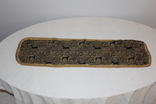 [PBT-058] Table Runner