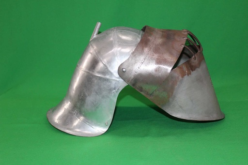 [PDM-028] Knight's Helmet