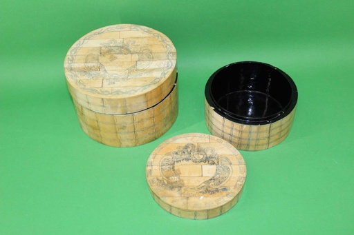 [PMG-025] Faux Ivory Circle Boxes
