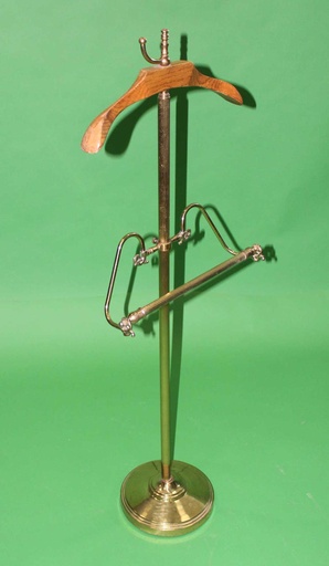 [PFM-021] Suit Rack