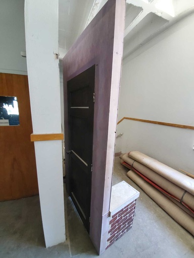 [PDW-013] Double-Sided Door Stoop