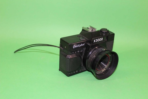 [PEC-002] Quickshot 35mm Camera