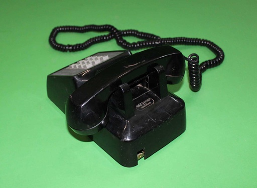 [PEP-069] Desk Telephone