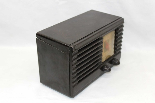 [PER-010] Table Radio