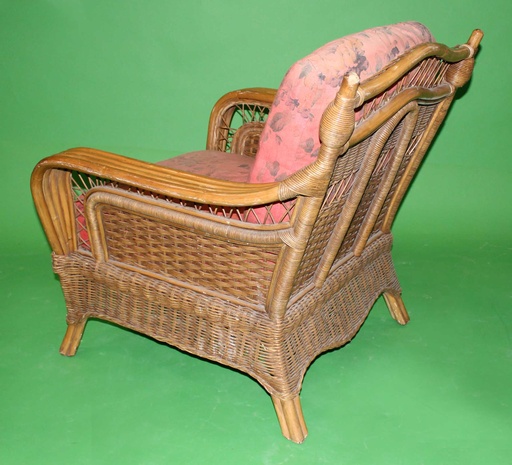 [PFC-123] Armchair