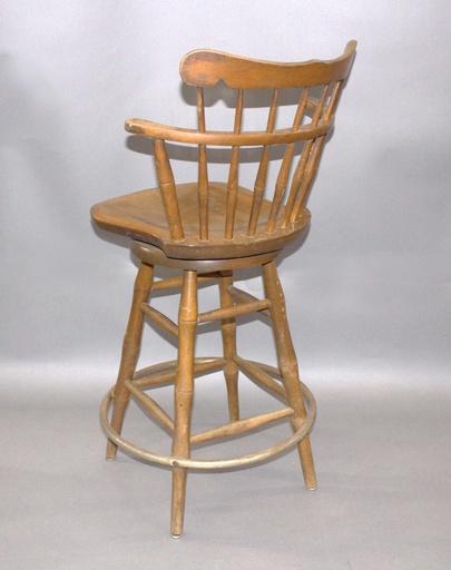 [PFS-004] Bar Stool