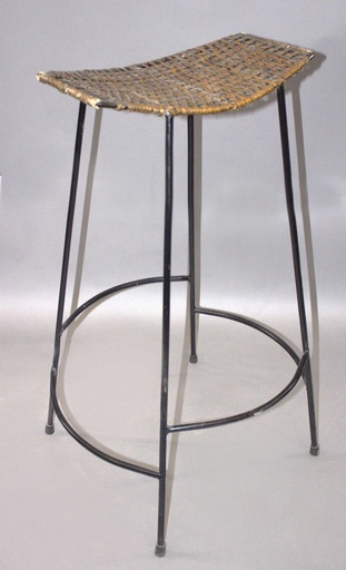 [PFS-028] Stool