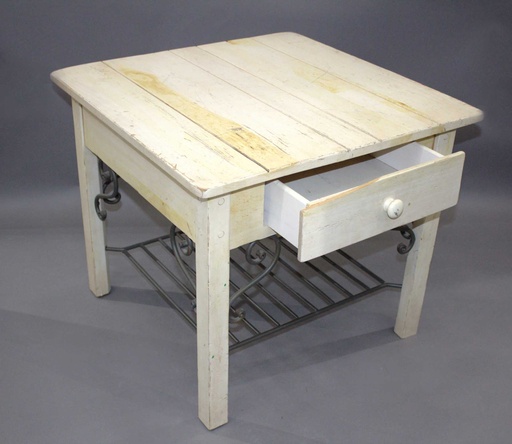 [PFT-012] End Table