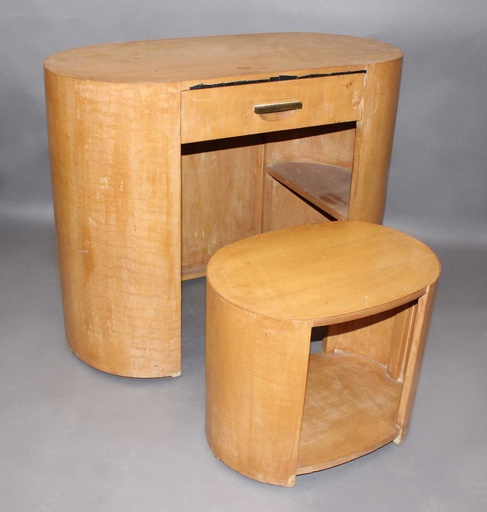 [PFT-038] Desk