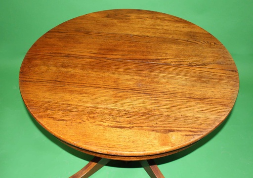 [PFT-071] Circle Table