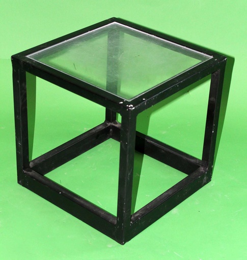 [PFT-101] End Table