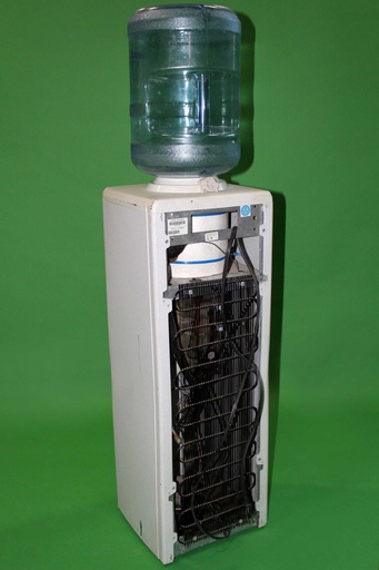 [PKA-001] Water Dispenser
