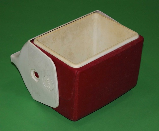 [PKM-036] Red Little Playmate Cooler
