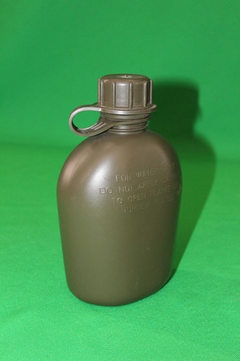 [PMA-004] Military Canteen