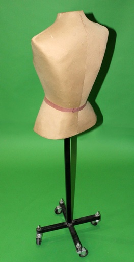 [PMF-001] Female Dress Form