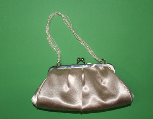 [PPH-051] Purse