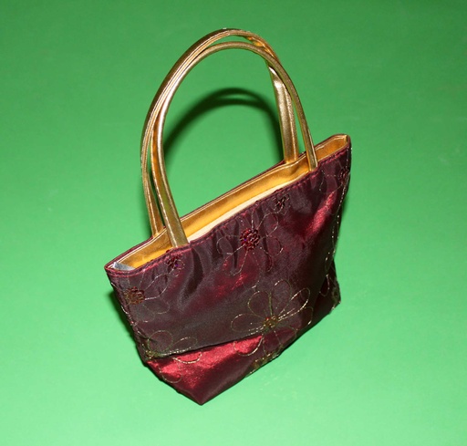 [PPH-052] Purse