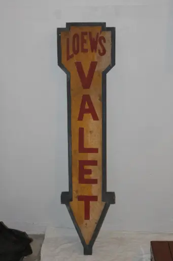 [PDG-065] Valet Sign