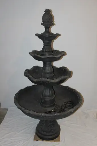 [PDM-022] Plaza Fountain