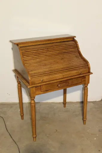 [PFD-028] Roll-Top Desk