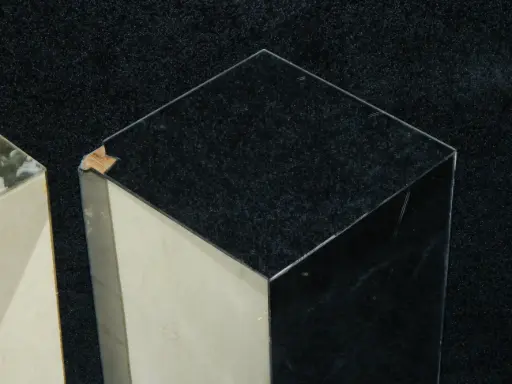 [PFP-012] Mirror Column