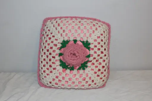 [PBP-034] Crochet Throw Pillow