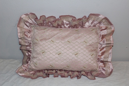 [PBP-037] Throw Pillow
