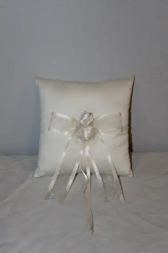 [PBP-039] Ring Bearer Pillow