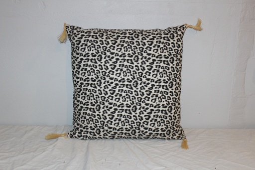 [PBP-067] Leopard Throw Pillow