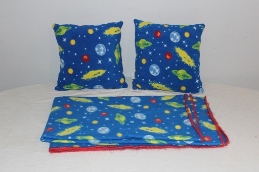 [PBS-005] Space Blanket & Pillows