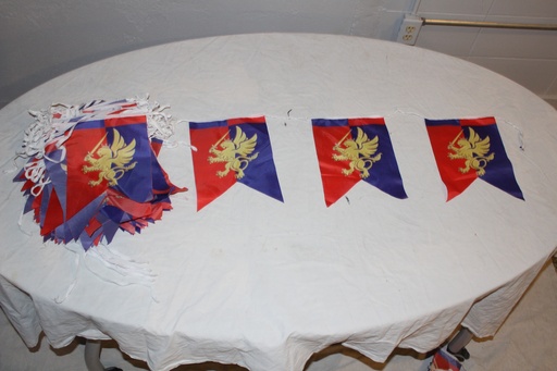 [PDG-104] Medieval String Flags